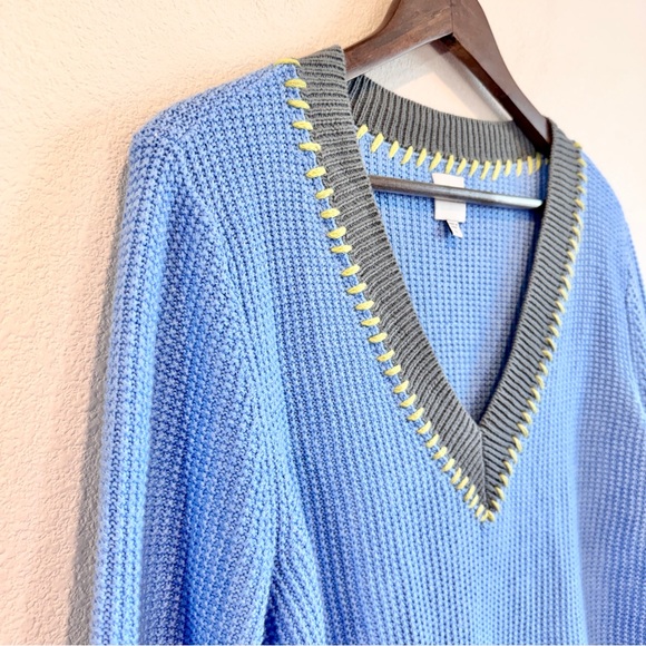 Coastal Preppy Textured V-Neck Sweater NIC+ZOE Blue Tipped Knit Cottagecore Chic - Picture 3 of 12